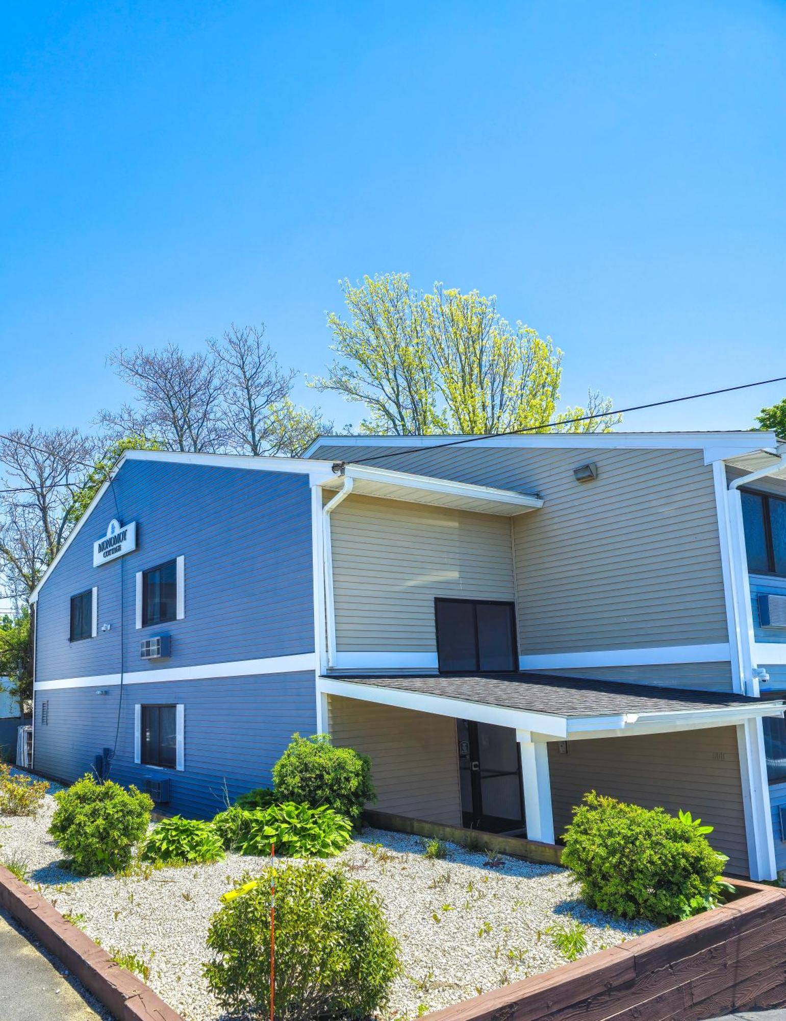 Heritage House Inn Hyannis Exterior photo